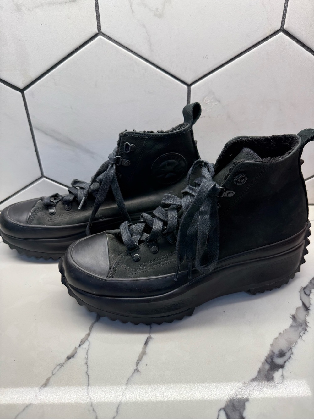 Converse - Run Star Hike - Tripple Black Sherpa